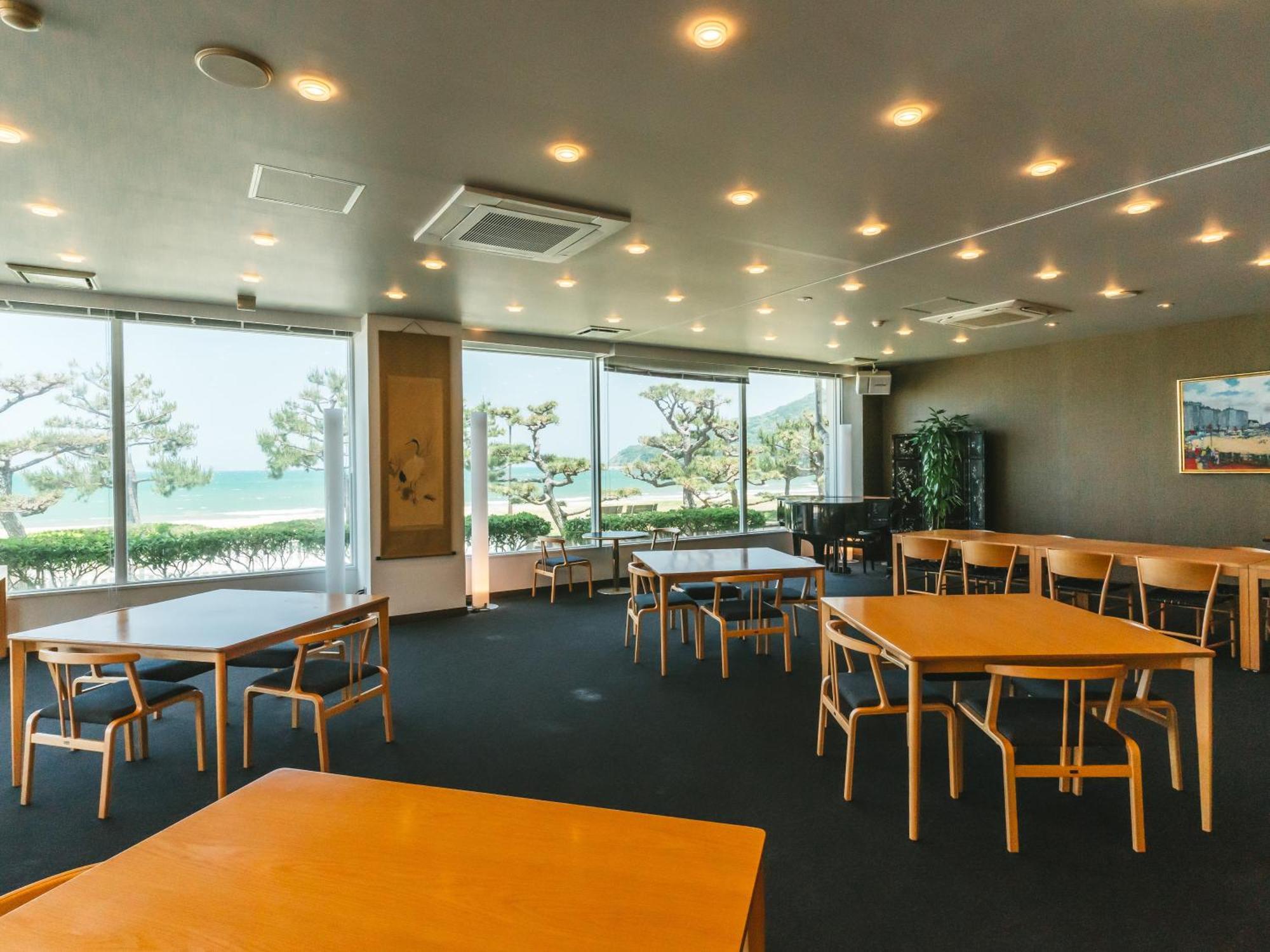 Oncri-Karatsu Bagian luar foto