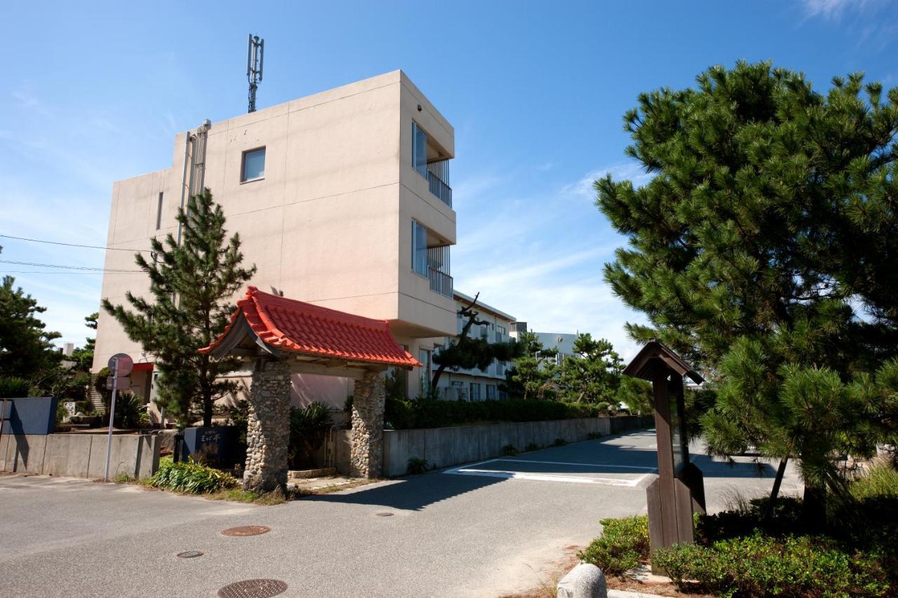Oncri-Karatsu Bagian luar foto
